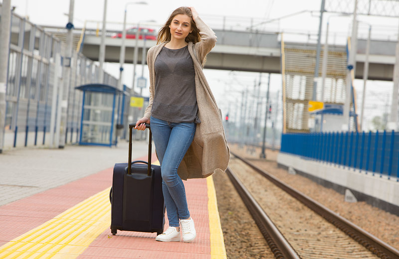 Флора, 20 лет, 0 размер груди